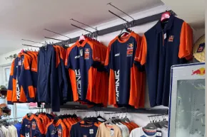 Slika za kategorijo Red Bull Shop