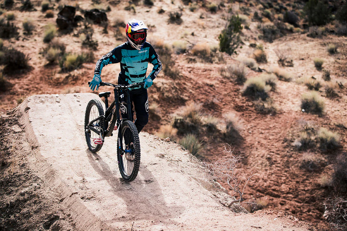 Slika za kategorijo Kolesarske majice